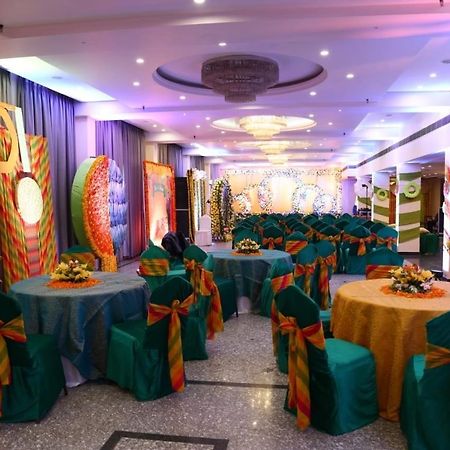 Hotel Krishna Palace Ayodhya Eksteriør bilde