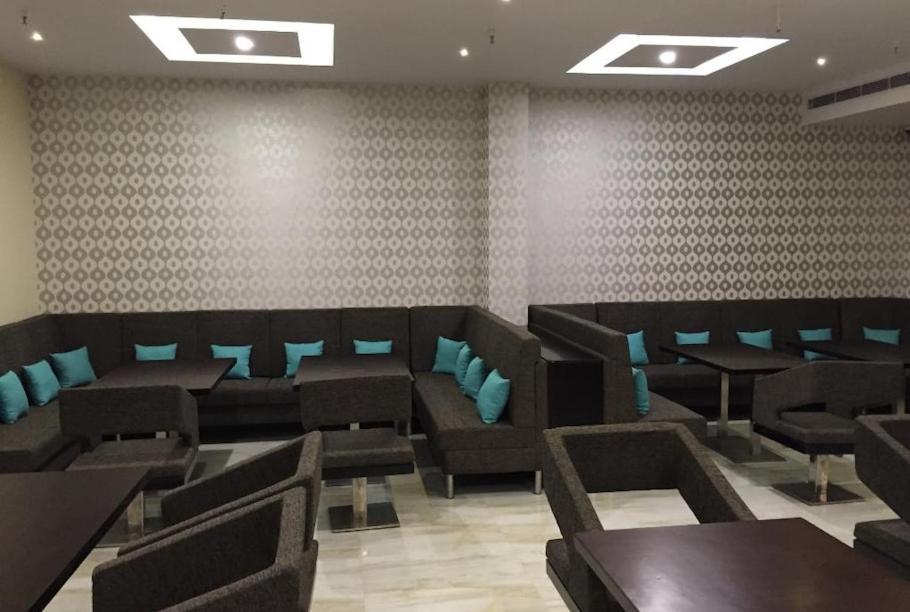 Hotel Krishna Palace Ayodhya Eksteriør bilde